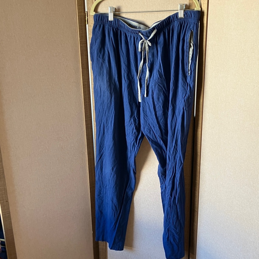 Hanes Navy Cotton men’s lounge slacks large